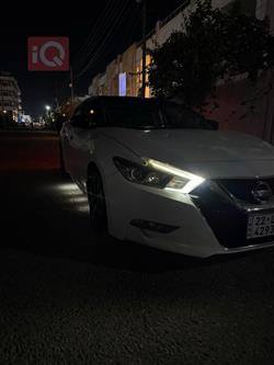 Nissan Maxima